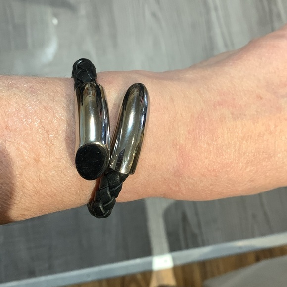 Beautiful bracelet, black and silver - Picture 2 of 6